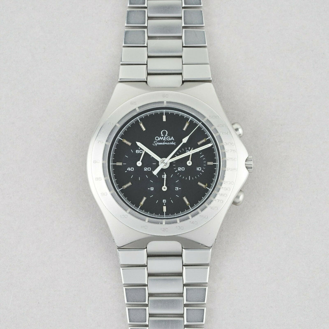 OMEGA SPEEDMASTER TEUTONIC VINTAGE CHRONOGRAPH WRISTWATCH REF. 1450040 3450803 C