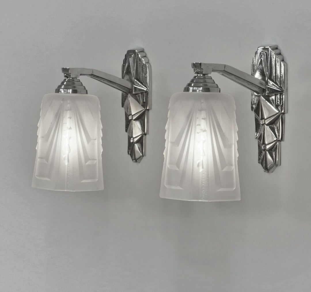 MULLER FRERES : PAIR OF 1930 FRENCH ART DECO WALL SCONCES ..... lights lamp 1925