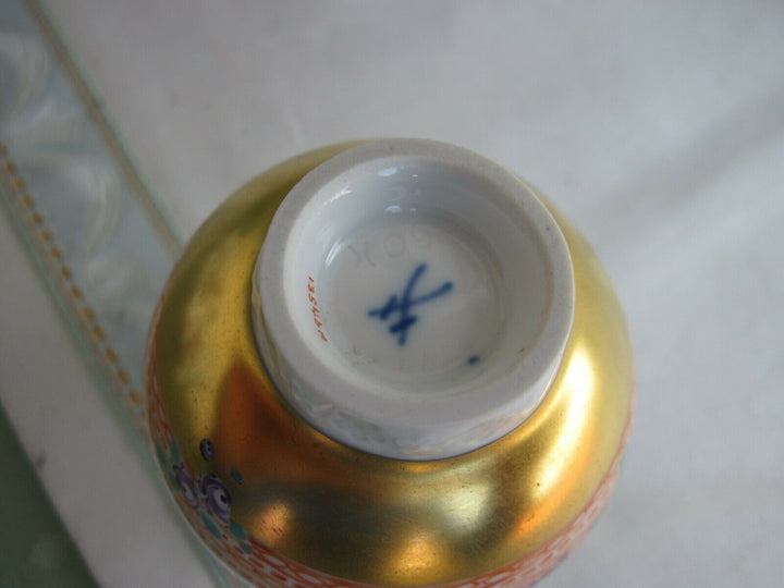 Schöne Meissen Tisch-Vase in Dekor 1001 Nacht