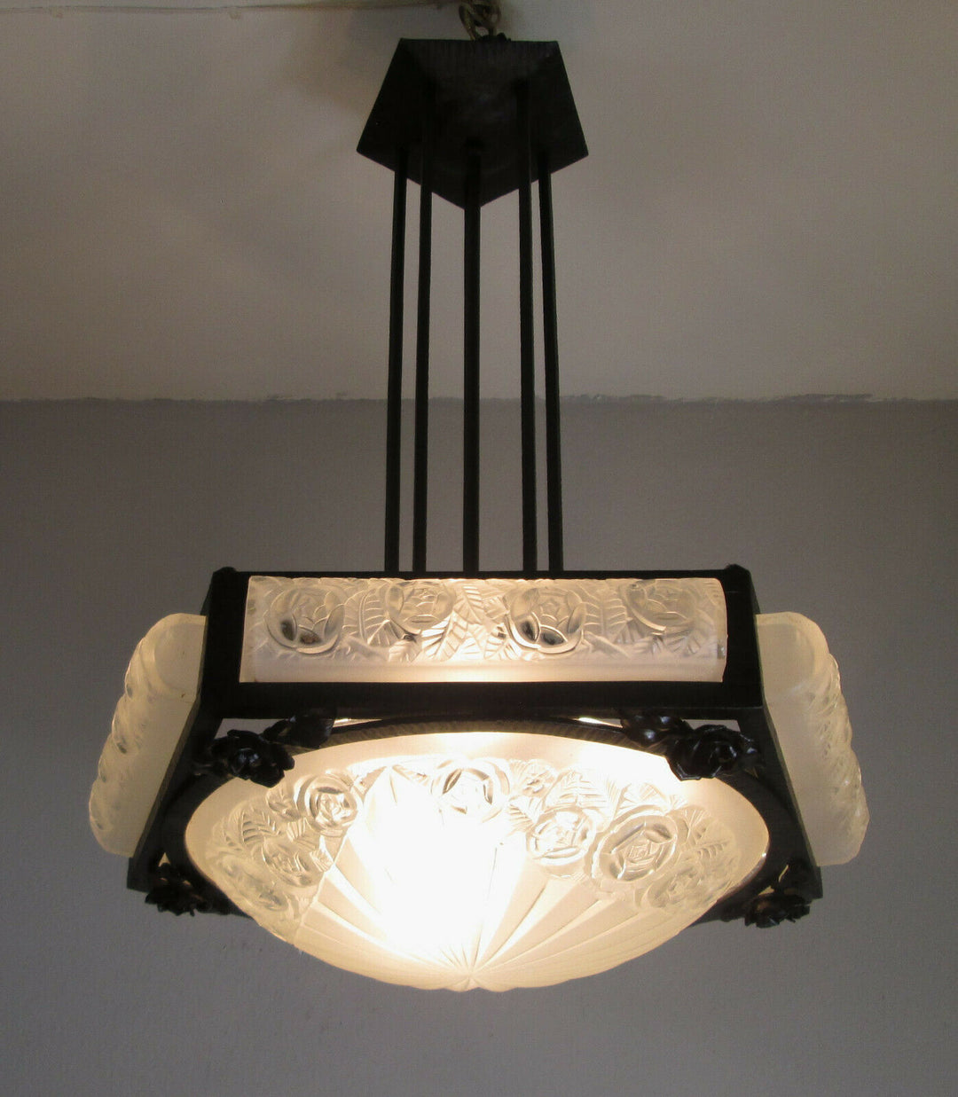 STUNNING FRENCH ART DECO CHANDELIER 1925 OF DAVID GUERON ( DEGUE )