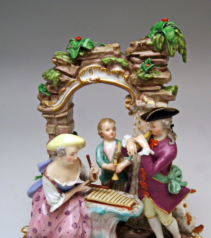 MEISSEN マイセン人形「音楽一家」
