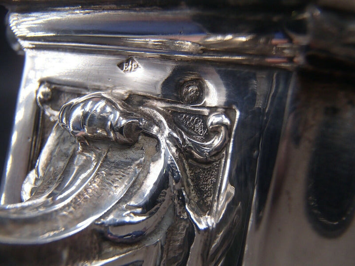 PUIFORCAT RARE CAFETIERE EN ARGENT MASSIF POINCON MINERVE 1 ER TITRE MASCARON