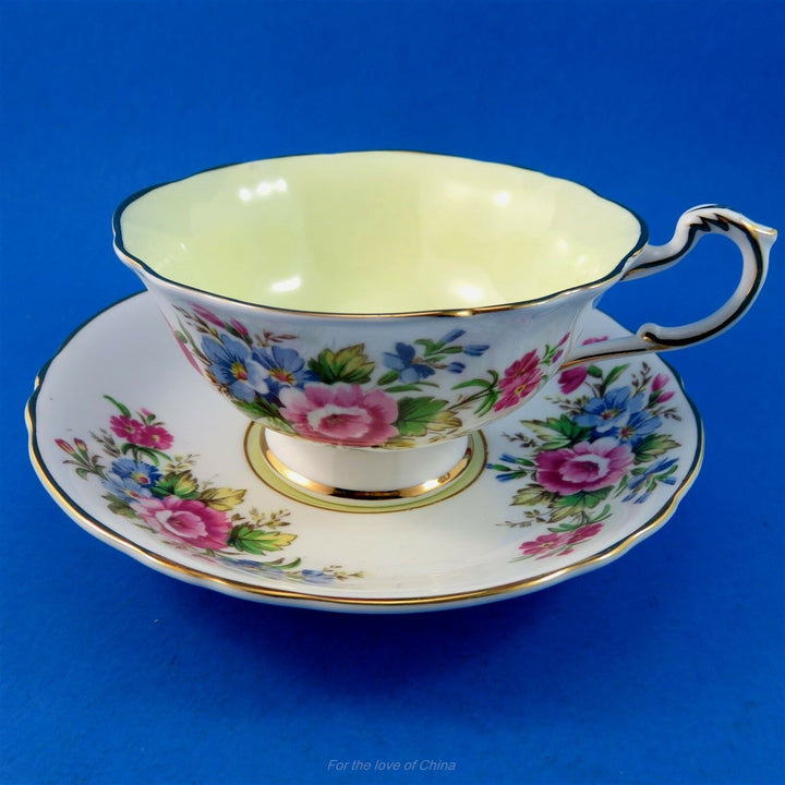 パラゴン　優しいイエローとフローラルブーケのカップ&ソーサー