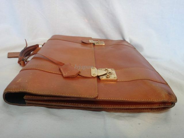 AUTH LOUIS VUITTON DOCUMENT Nomade Leather BAG LV73