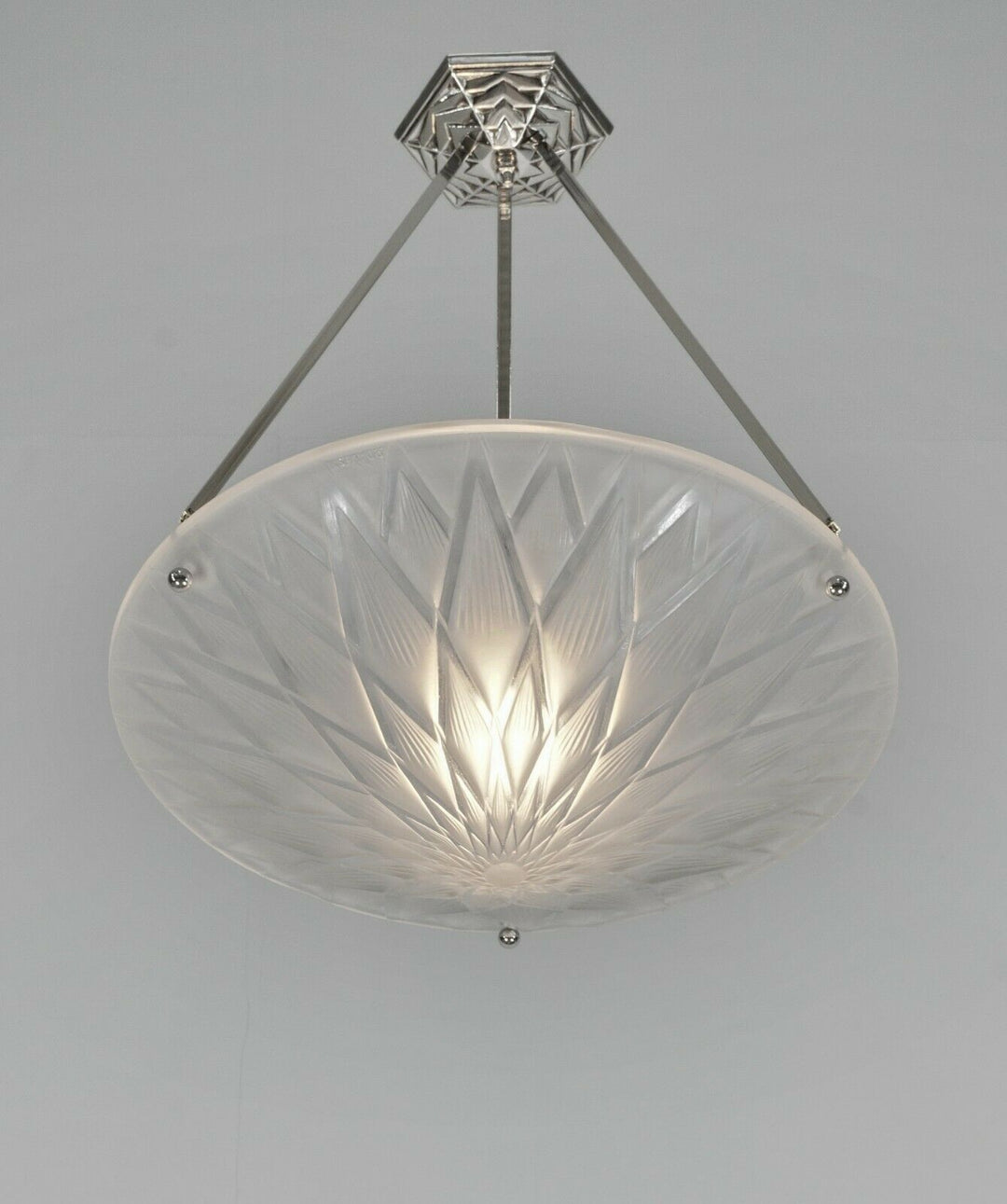 Pierre d'Avesn LORRAIN DAUM : A FRENCH 1930 ART DECO PENDANT . chandelier France