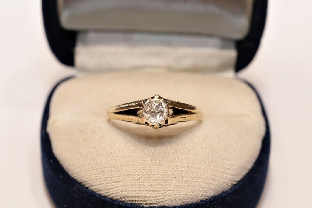 アンティーク 18K ナチュラルローズカットダイヤモンドのソリテールリング