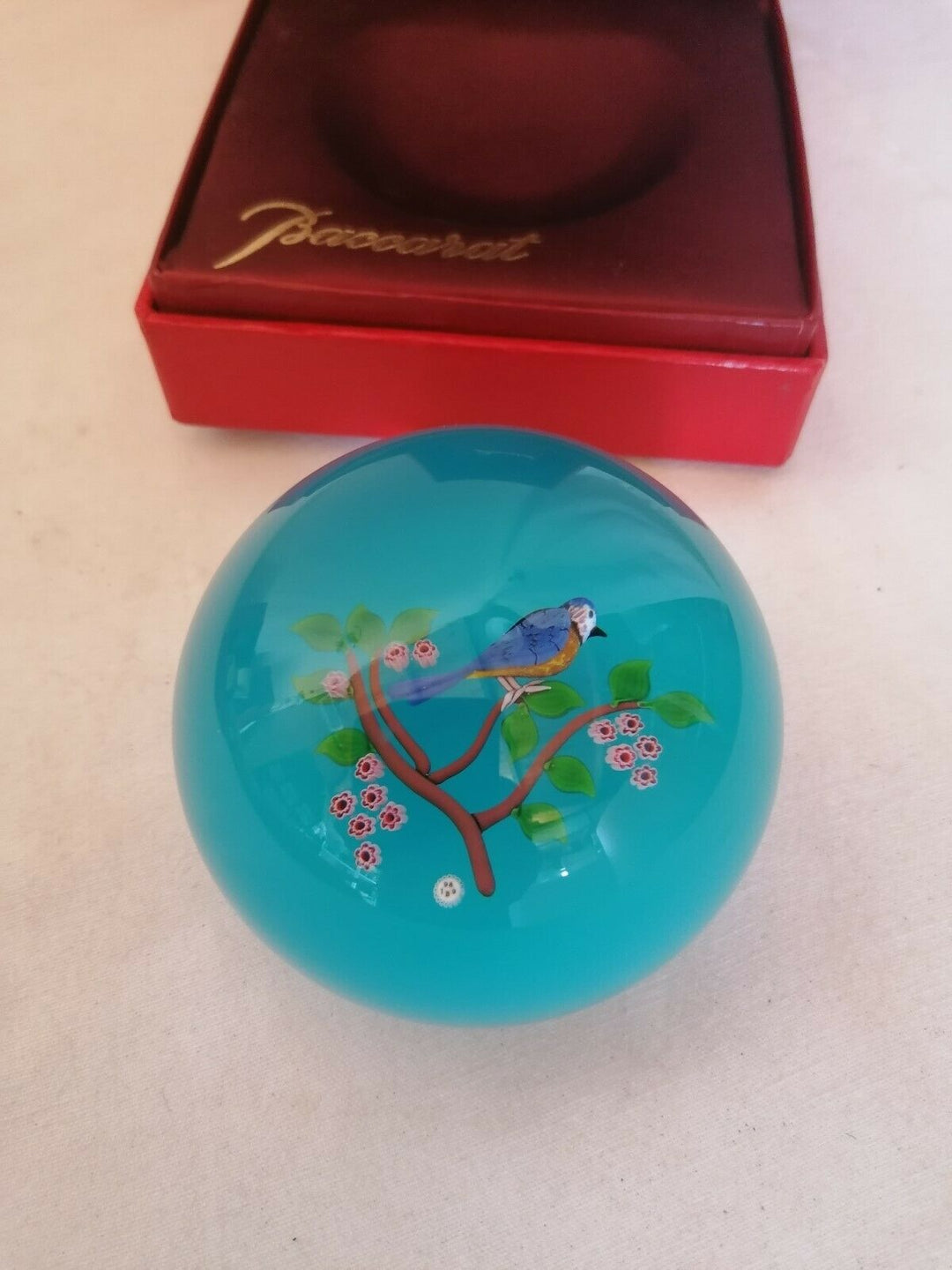 sulfure presse-papier signé numéroté 143/200 Baccarat année 1989 mésange