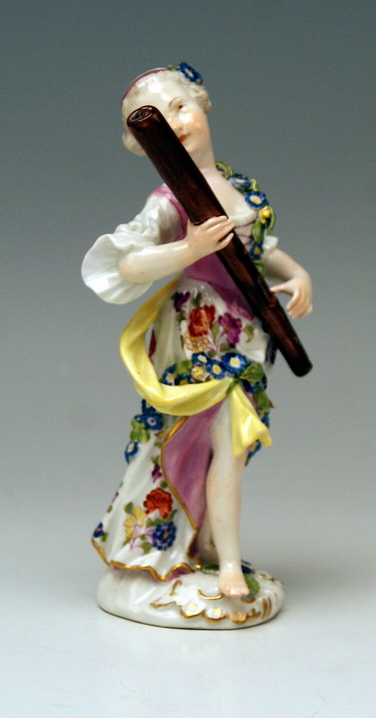 MEISSEN FIGUR マイセン MÄDCHEN MIT FAGOTT GIRL WITH BASSOON KAENDLER - UM 1770
