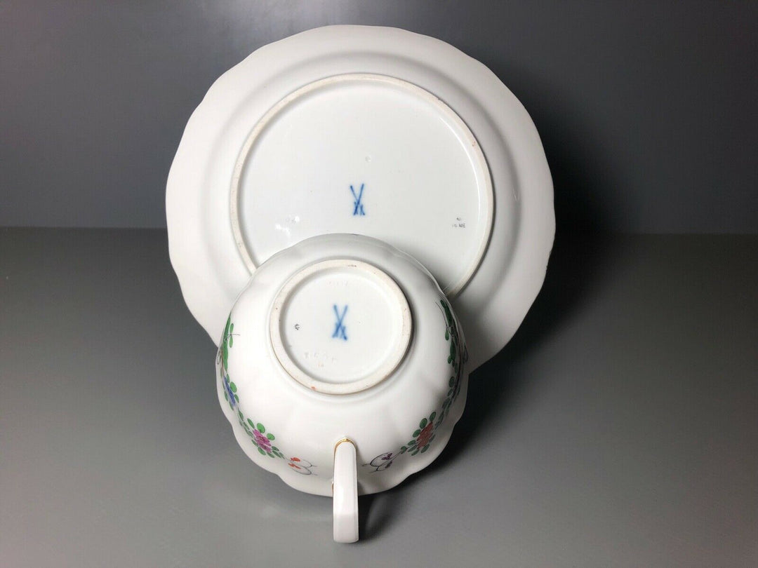 MEISSEN TASSE UND DESSERTTELLER INDISCHE MALEREI BUNT BLUMEN KAKIEMON GOLD
