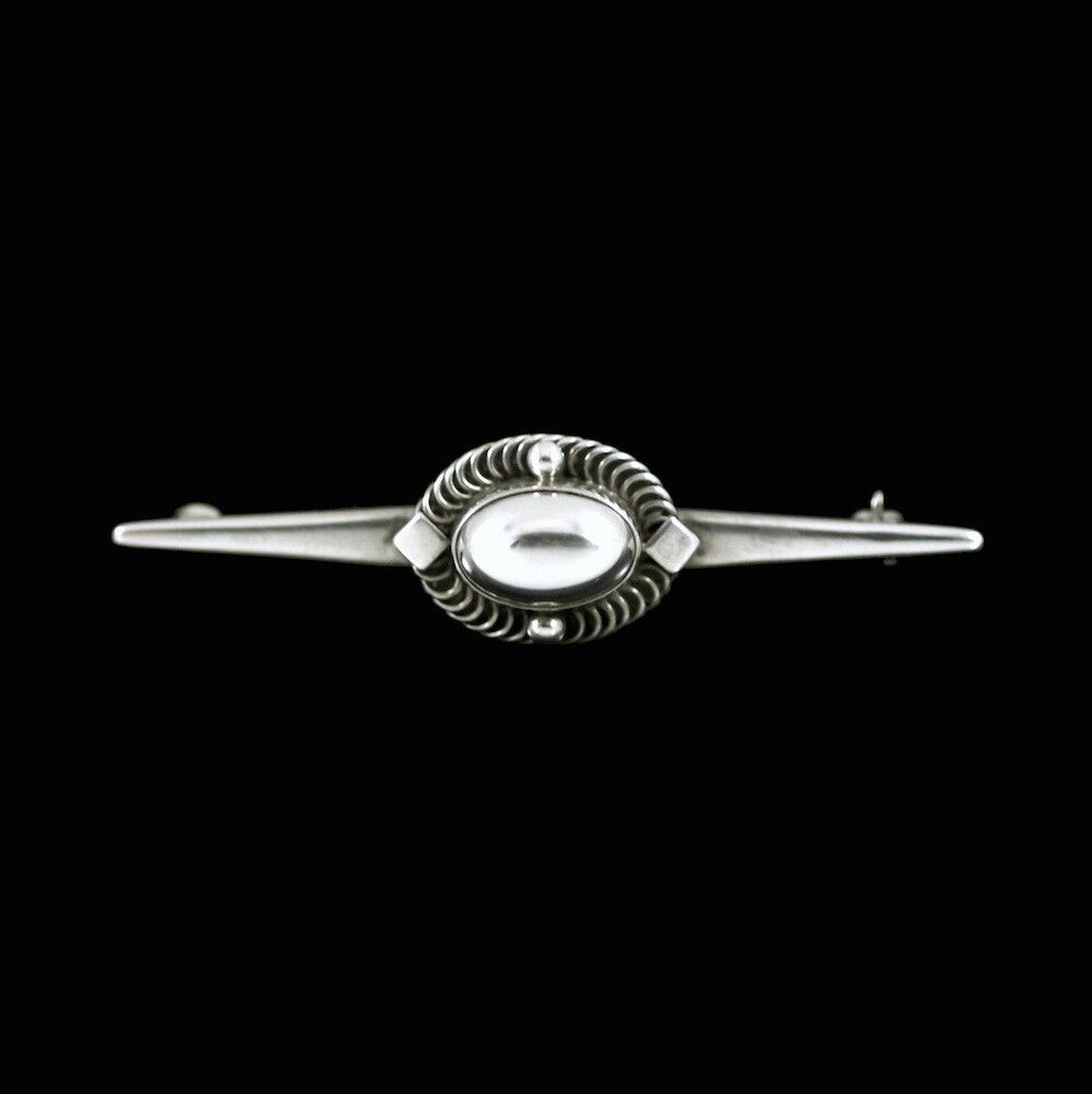 Georg Jensen. Sterling Silver Brooch #196. 1933-44 Hallmarks.