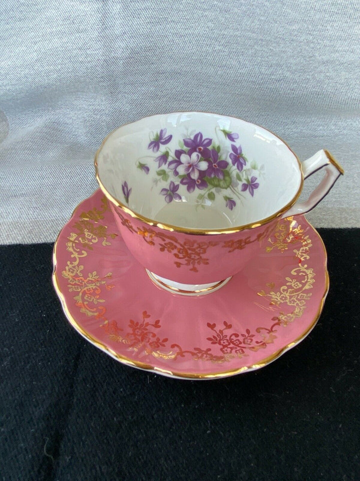 VINTAGE AYNSLEY DARK PINK TEACUP & SAUCER VIOLETS & GOLD