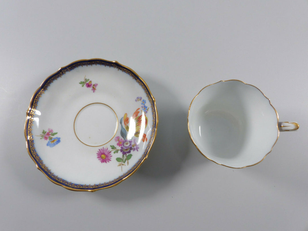 Meissen Kaffeetasse Untertasse A-Kante Blumen Bukett schräg 2. Wahl 111120