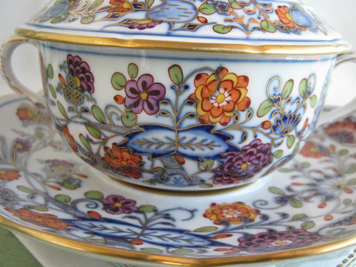 Schöne Meissen Terrine in Dekor Royal Buntes Zwiebelmuster mit Rot und Gold