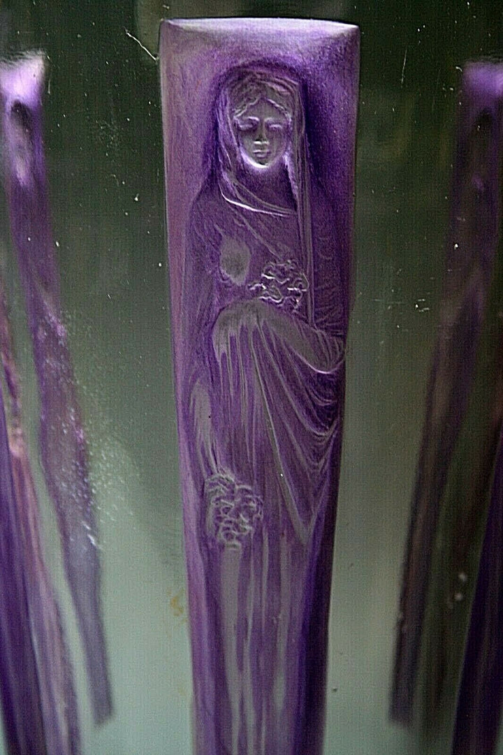 RENE LALIQUE " SIX FIGURINES " GLASS VASE WITH PURPLE PATINA