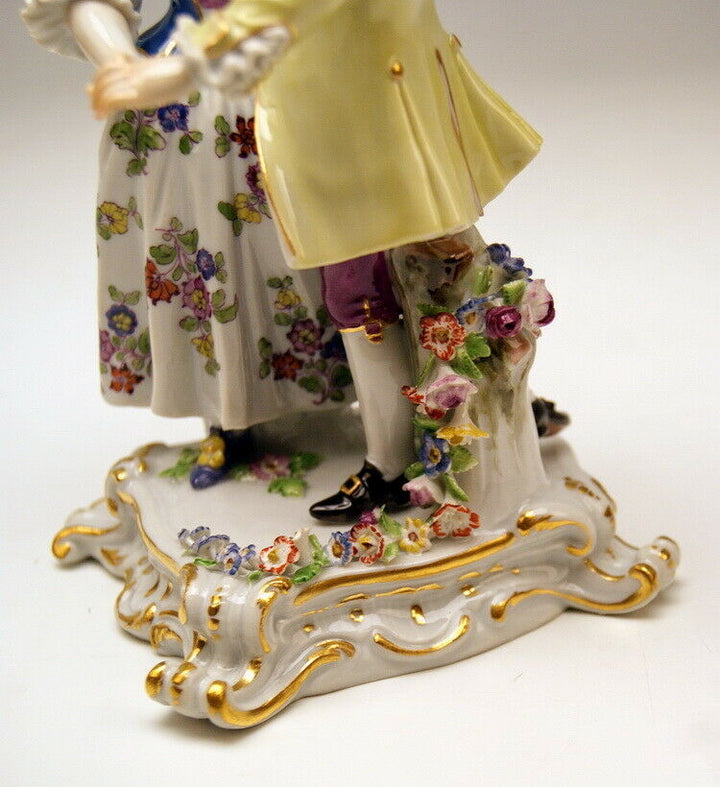 邁森 MEISSEN マイセン FIGUR TANZPAAR KNABE MIT MÄDCHEN DANCING COUPLE MNR:L174 UM 1930