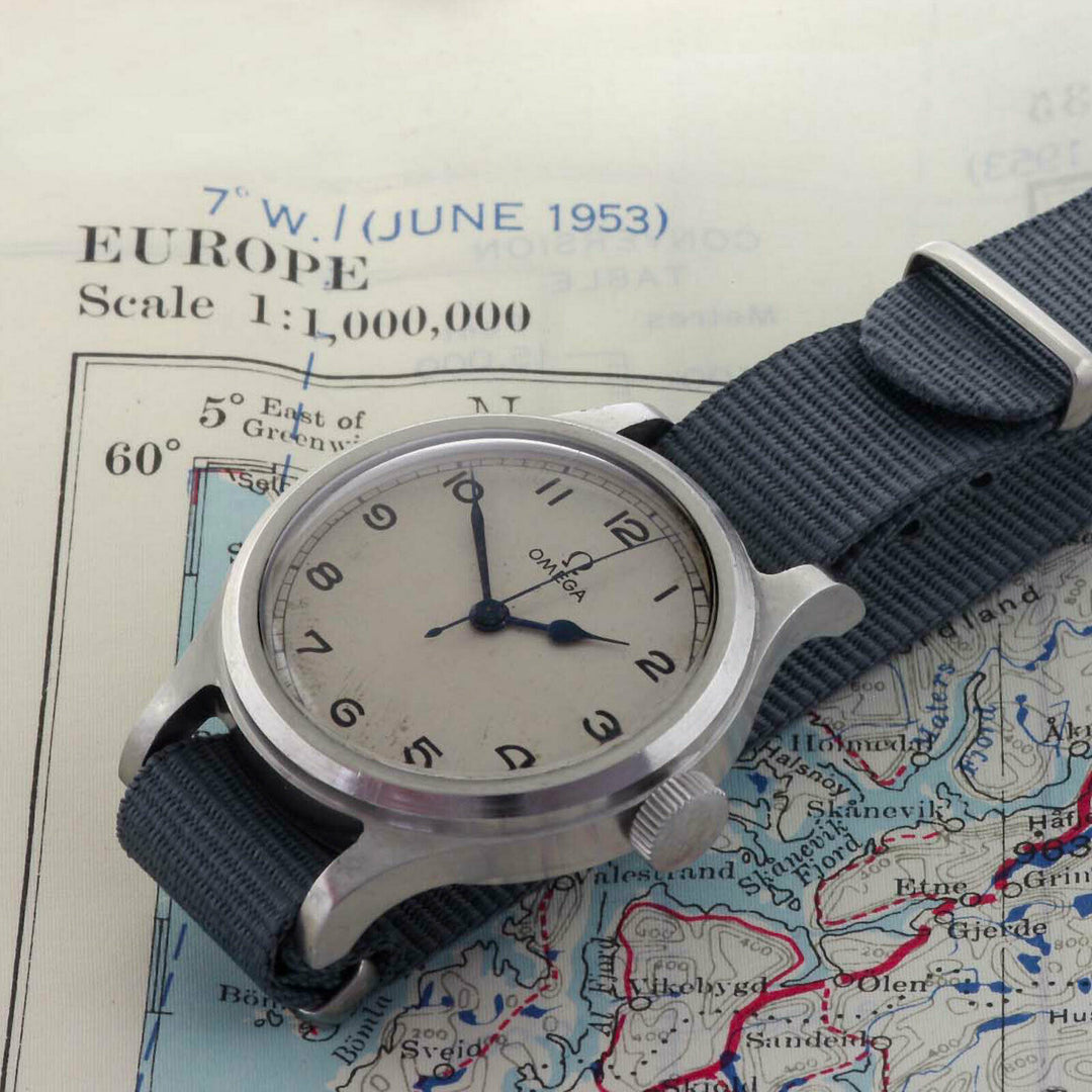 ヴィンテージ　オメガ　イギリス軍　ミリタリーウォッチRAF6B/159 1721 1956年