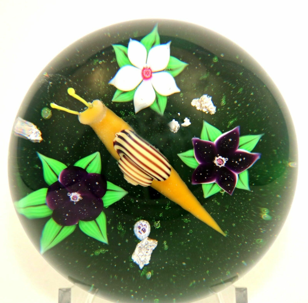 SPLENDID Large BACCARAT Fully Extended SNAIL and Flowers Art Glass PAPERWEIGHT