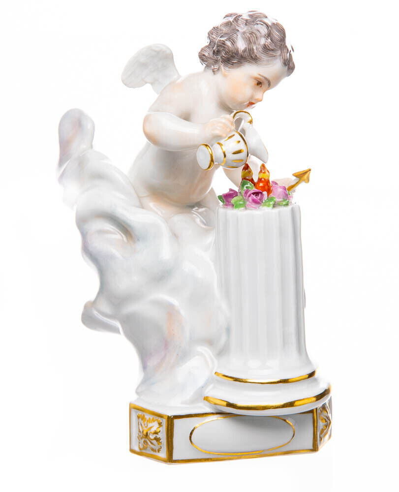 マイセン人形 フィギュリン 題名『花の世話をする天使』 アシエ