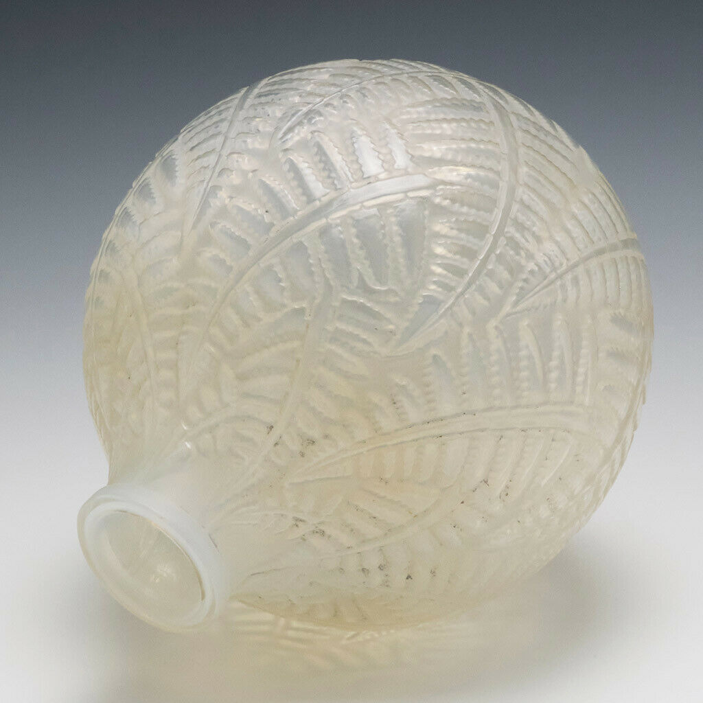 Opalescent Rene Lalique Espalion Vase Designed 1927 Marcilhac 996