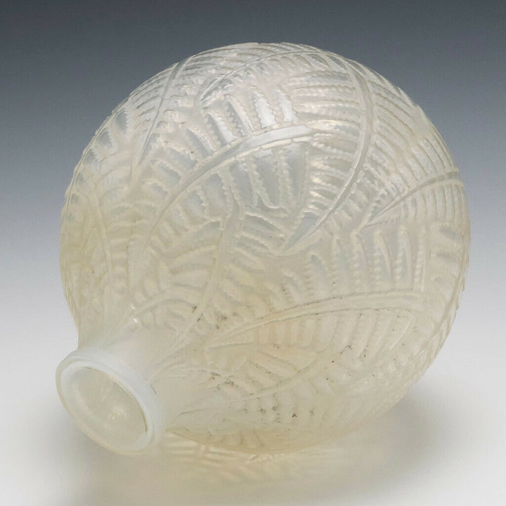 Opalescent Rene Lalique Espalion Vase Designed 1927 Marcilhac 996