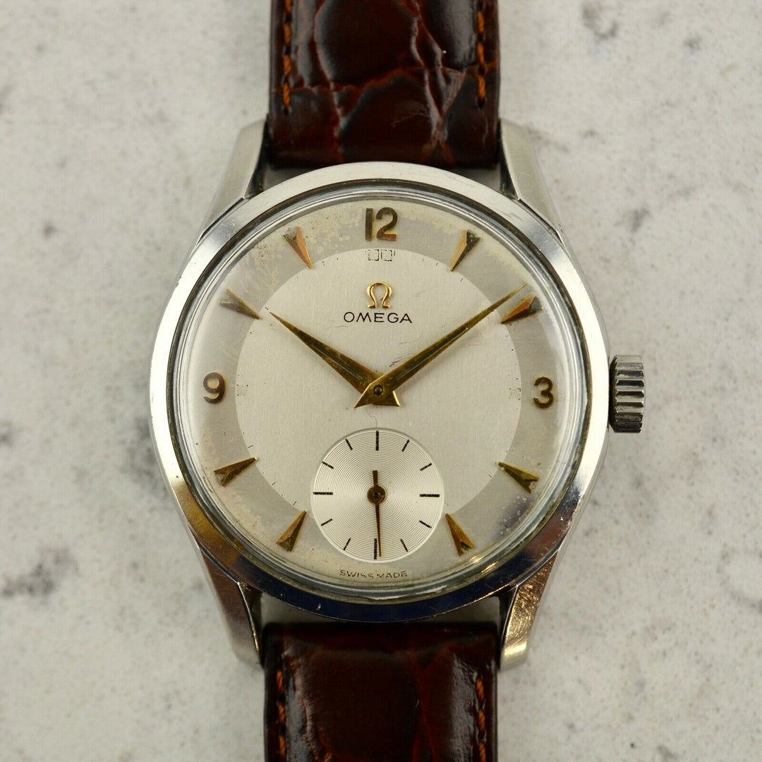 Vintage C.1951 Omega Jumbo Calatrava ref. 2639-8 cal. Ω 265 watch in steel