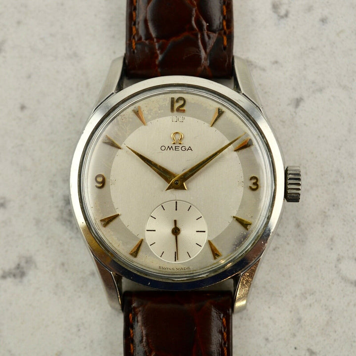 Vintage C.1951 Omega Jumbo Calatrava ref. 2639-8 cal. Ω 265 watch in steel