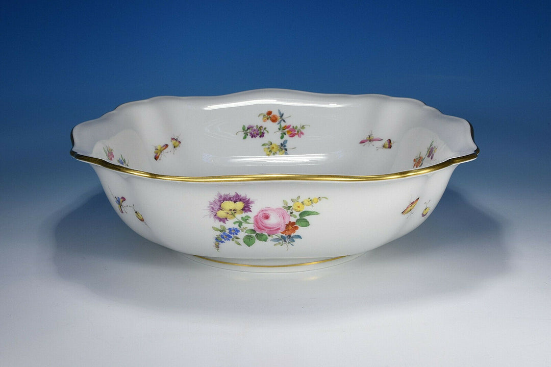 Meissen " Flower Bouquet & Insects " Bowl 8 7/8x8 7/8in 1.Wahl