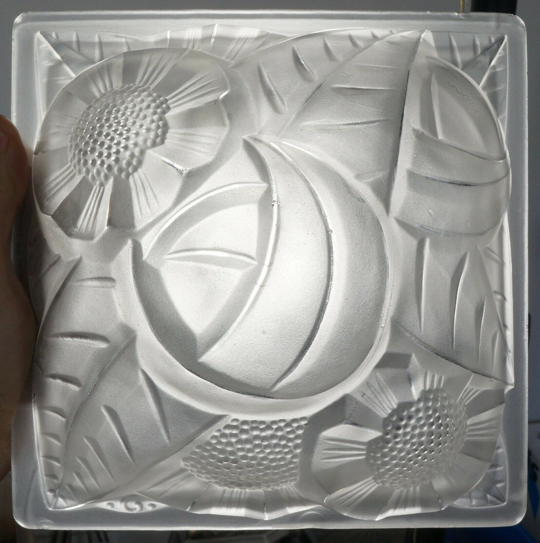 デュゲ作：フランス1930年代アールデコ調埋め込み型ランプ