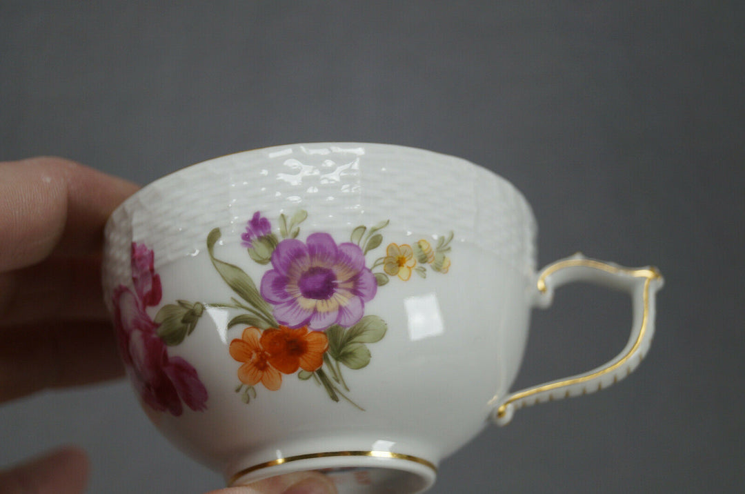 KPM Berlin Hand Painted Dresden Floral Butterfly & Gold Tea Cup & Saucer C