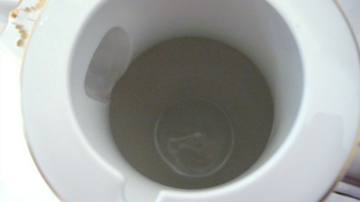 Große Kaffeekanne Meißen Schwertermarke Porzellan reiche Blumenmalerei , A-Kante