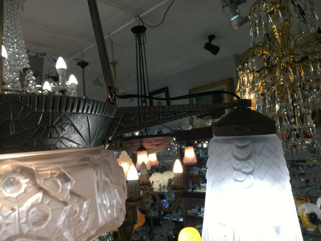 Lustre 3 tulipes et 1 vasque signé Muller & Frères