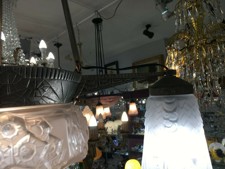 Lustre 3 tulipes et 1 vasque signé Muller & Frères