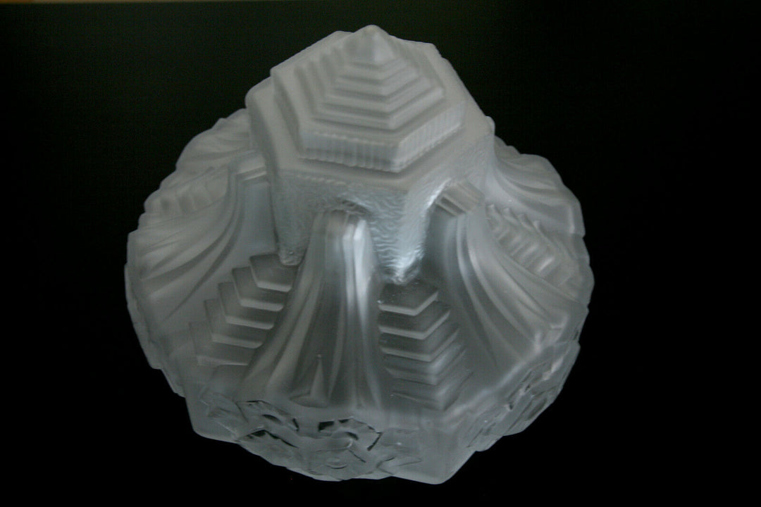 original Muller Freres Art Deco Leuchter in perfektem Zustand, signiert