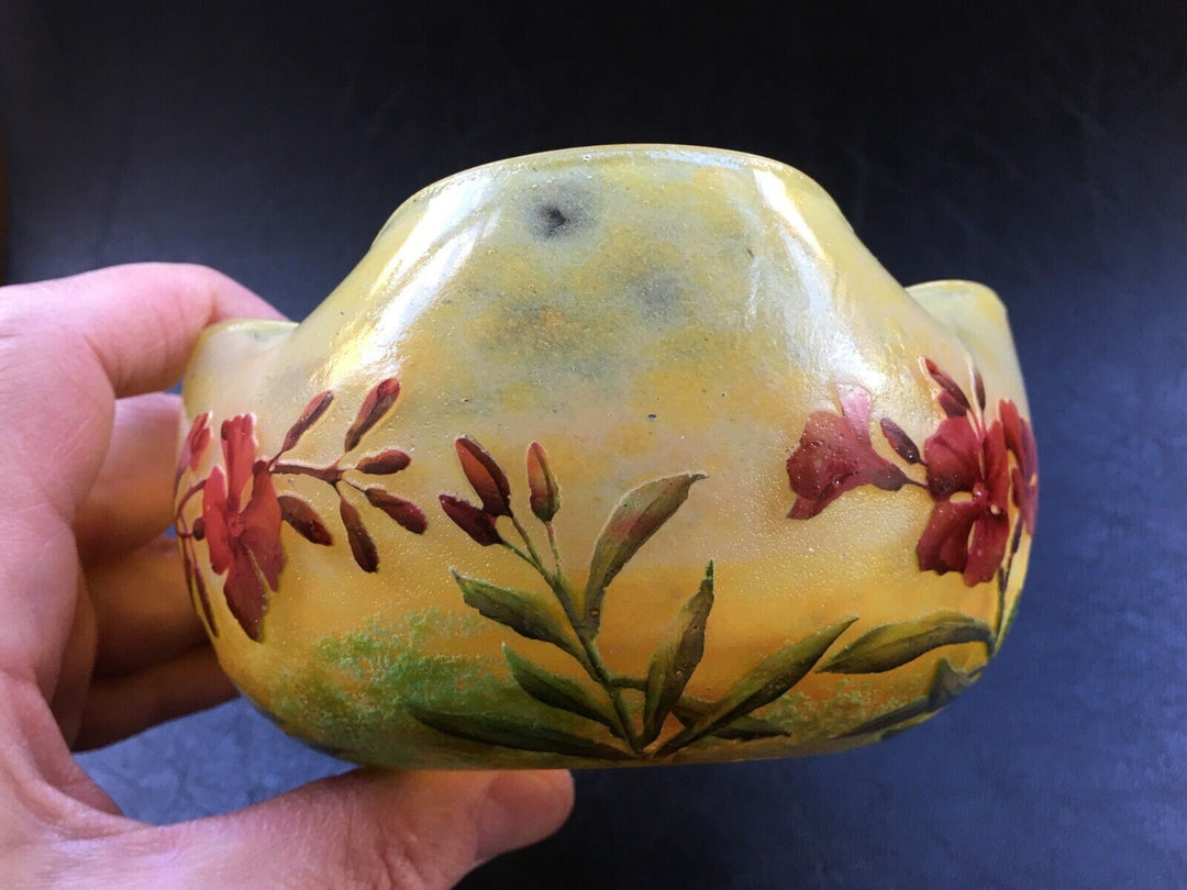 ドーム兄弟（ドームナンシー）ローリエローズの花の器型（ボウル）花瓶