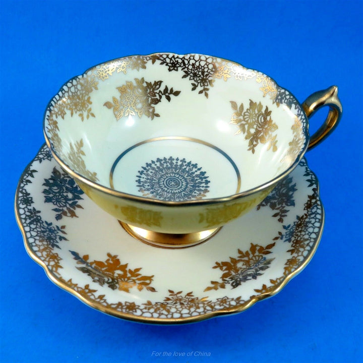 パラゴン　ゴールド装飾　ヨークイエロー＆ゴールドハンドル　ティーカップ&ソーサー
