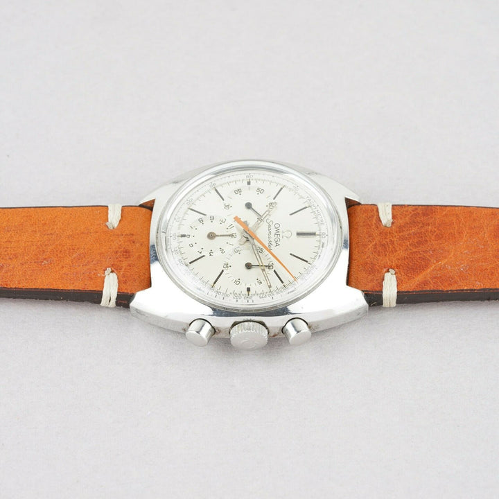 OMEGA SEAMASTER VINTAGE CHRONOGRAPH WRISTWATCH REF. 145.016-68 CIRCA 1960S