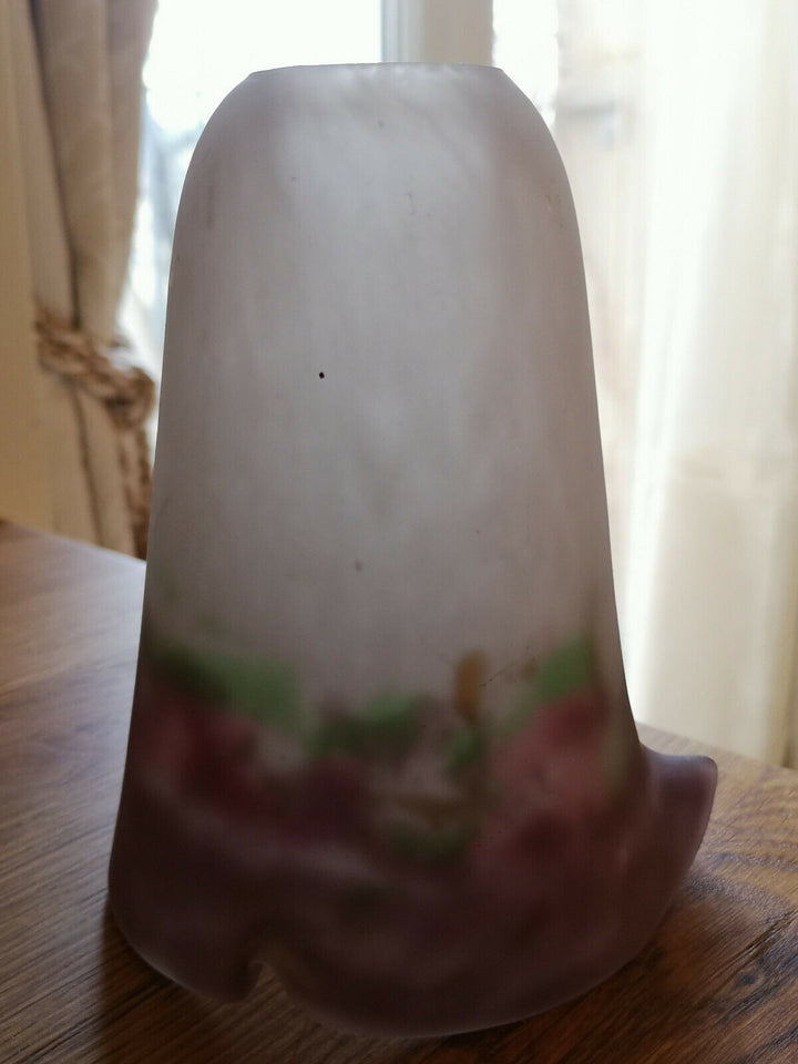 LAMPE ART DECO EN BRONZE. TULIPE EN PATE DE VERRE SIGNEE MULLER FRERES.