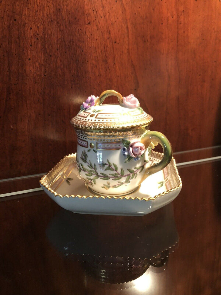 ロイヤルコペンハーゲン　フローラダニカ　カスタードカップ Sedum Rupestre Oed