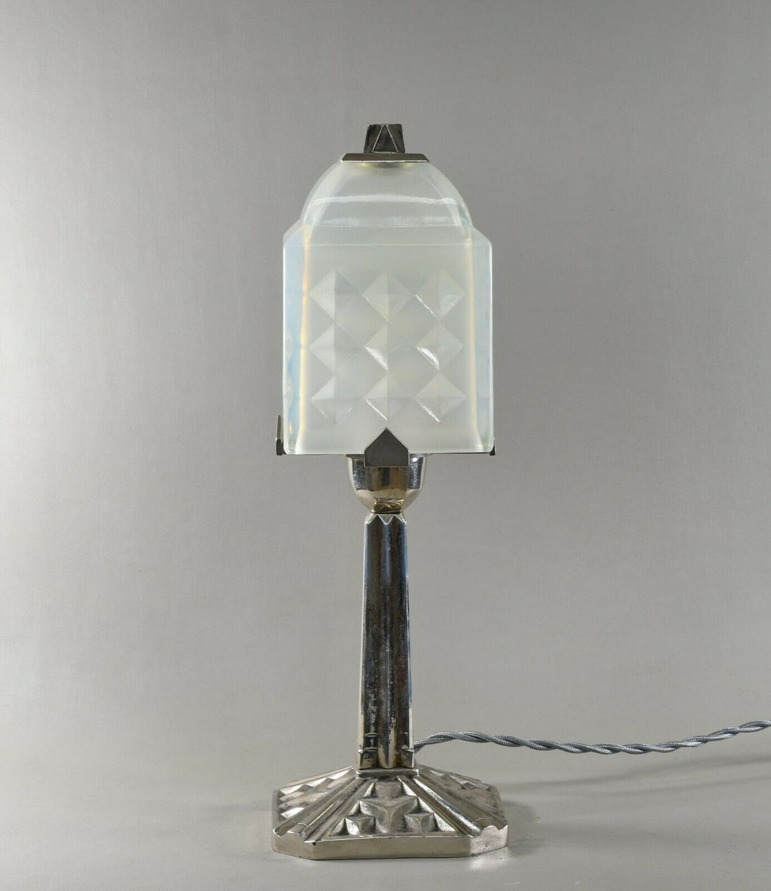 シモネ兄弟　乳白色のアールデコランプ　フランス製　1925年　1930年