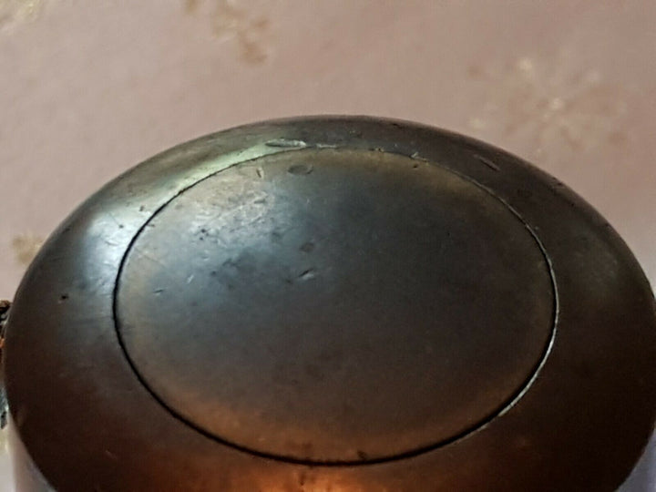Baccarat flacon vaporisateur en verre bleu "signé AGNEL Paris"