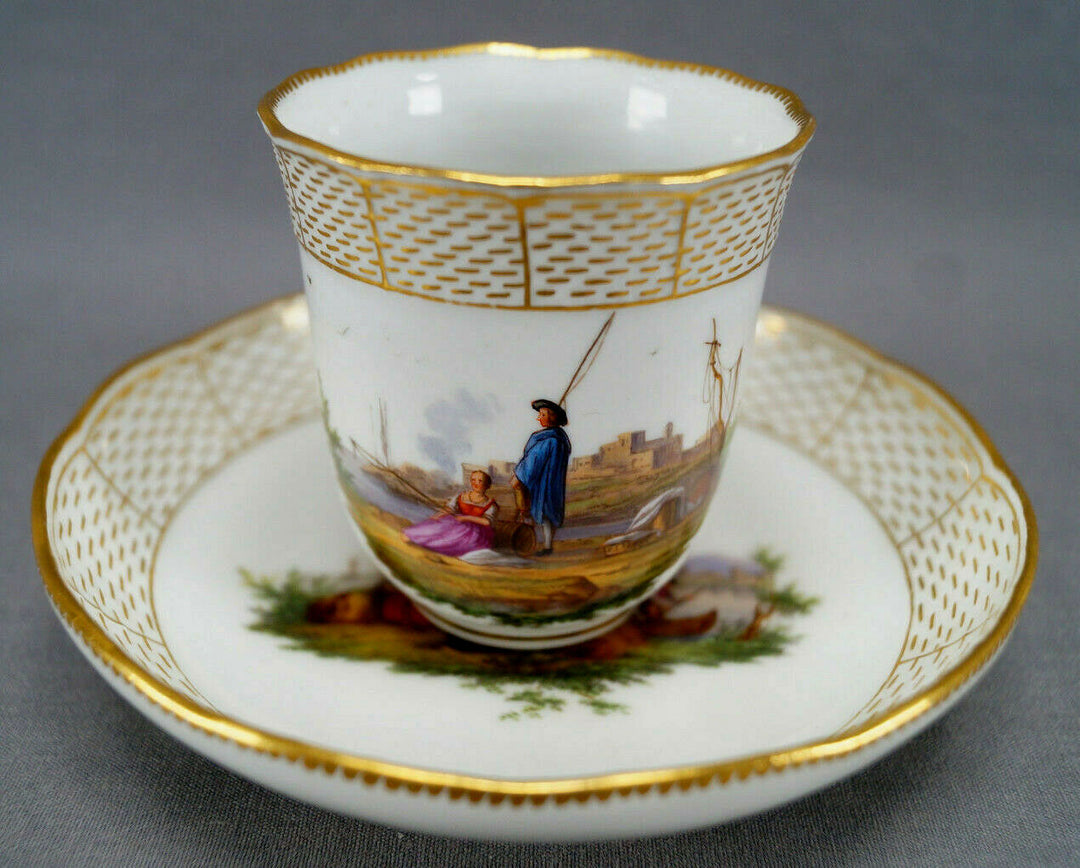 Meissen Hand Painted Courting Couple Boats Castle & Gold Chocolate Cup C. 1740