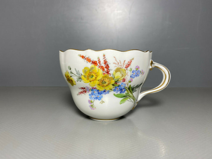 MEISSEN KAFFEE GEDECK 2-TLG TASSE UT NATURALISTISCHE BLUMENMALEREI SCHMETTERLING
