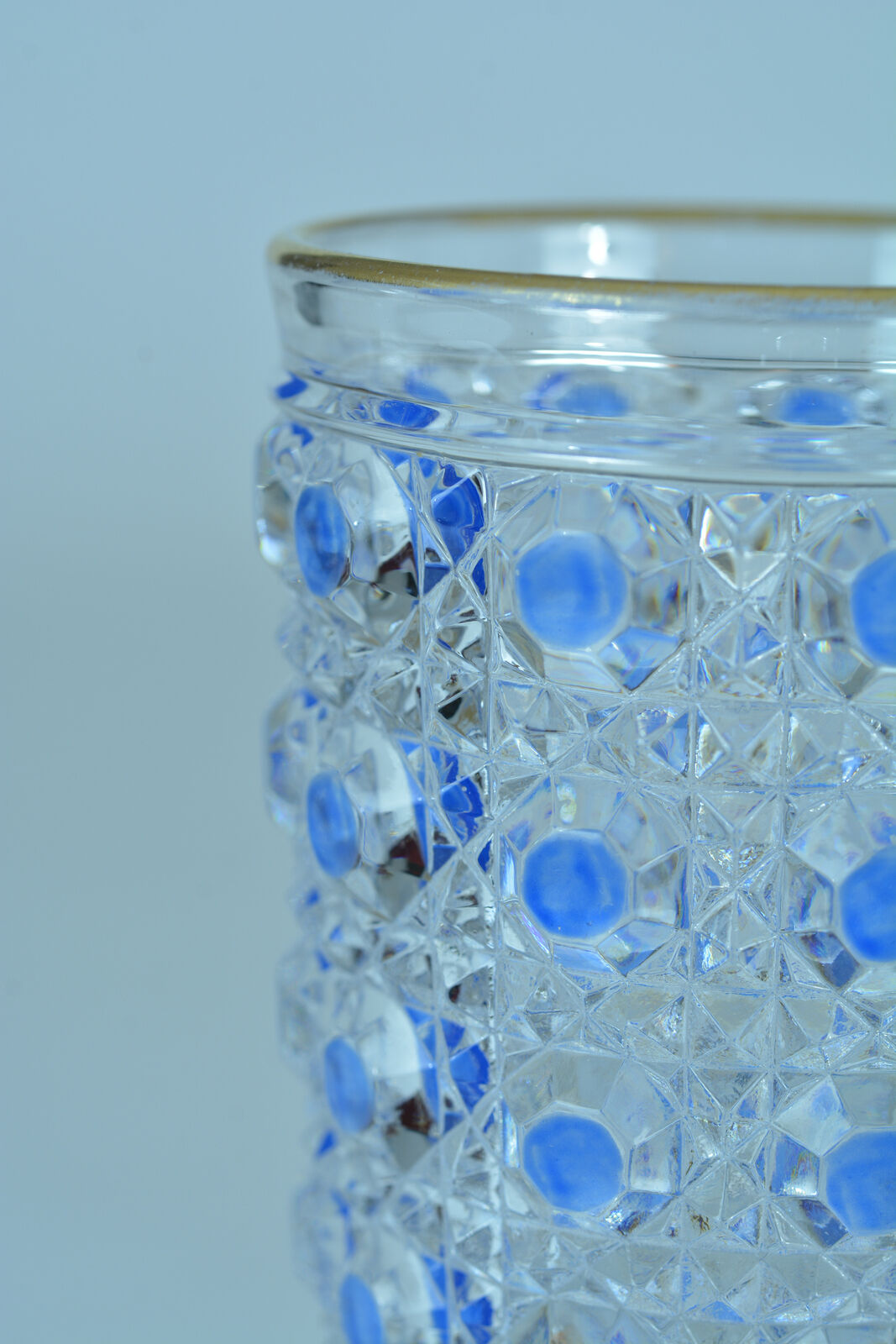 Gobelet verre de service cristal Baccarat Diamants Pierreries doublé bleu / or