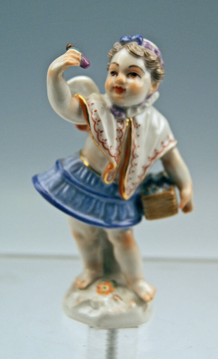 MEISSEN FIGUR SERIE VERKLEIDETEN AMORETTEN WEIBL.PUTTO APOTHEKERIN NR: 9
