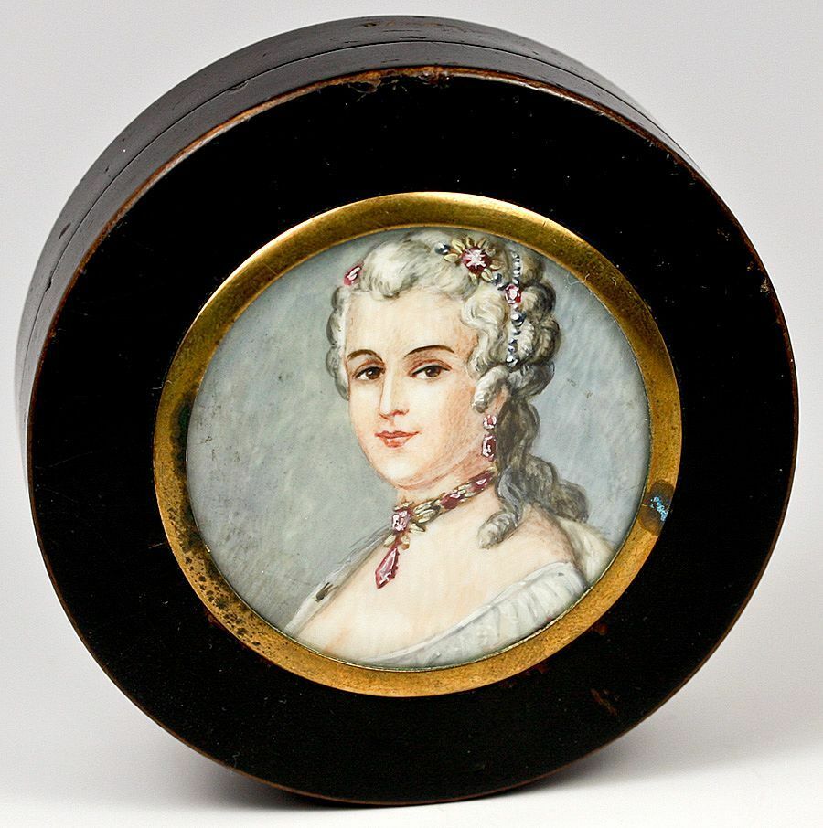 Fine Antique French Snuff Box, Hand Painted Portrait Miniature, Jewelry Interest