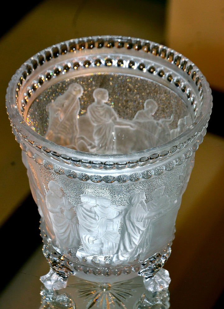 Baccarat. Important Seau à glace en cristal pressé et dépoli, à l'Antique, 1876.