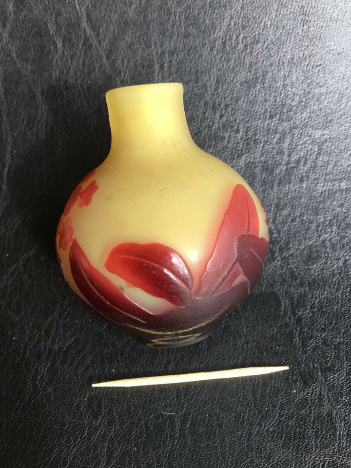エミールガレ　ボケの花の花瓶（ミニチュアール）