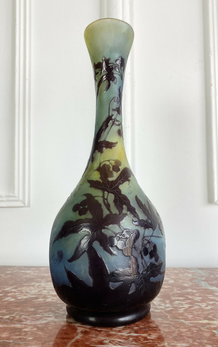 ÉMILE GALLÉ : VASE D'ÉPOQUE ART NOUVEAU EN PATE DE VERRE DE 35cm DE HAUTEUR