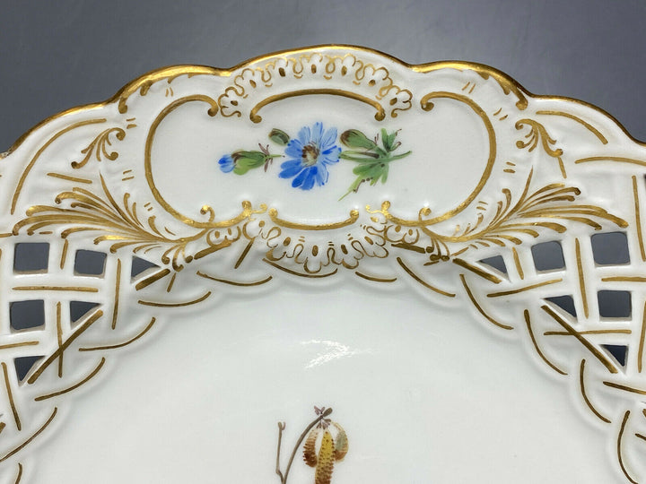 MEISSEN DURCHBRUCHTELLER TELLER VOGELMALEREI VOGEL AUF AST BLUMEN INSEKT D:21cm