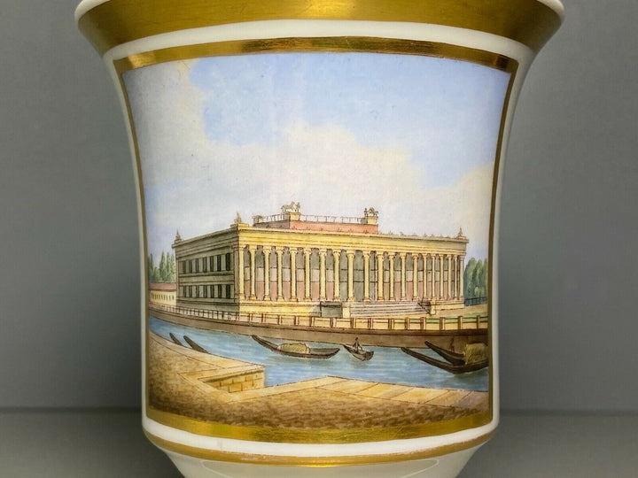 KPM BERLIN GEDECK TASSE UT GLOCKENFORM DAS MUSEUM IN BERLIN GOLD 1.WAHL UM 1837